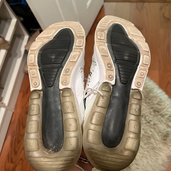 Nike Air Max 270 White and Black Sneakers - Picture 2 of 2